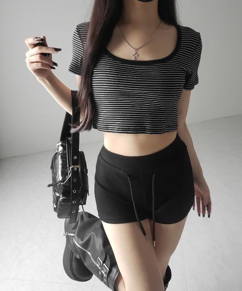 me+em select(ミームセレクト)の「※※【 2color 】ピンボーダースクエアネックショートTシャツ / pin border square neck short T-shirt(Tシャツ/カットソー・レディース・ブラック/ホワイト・FREE)」の8枚目の写真