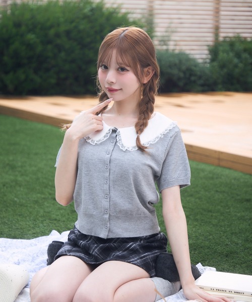 TITTY&CO.（ティティーアンドコー）の「レースセーラーカーディガン（カーディガン/ボレロ・レディース・ブラック/アイボリー/グレー・FREE）」の3枚目の写真