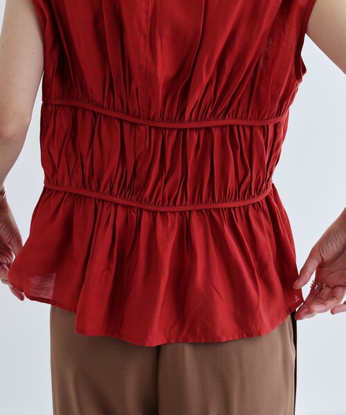 GALLEST(ギャレスト)の「ギャザースリーブレスブラウス(シャツ/ブラウス・レディース・ホワイト/ダークブラウン/チャコールグレー・38)」の22枚目の写真