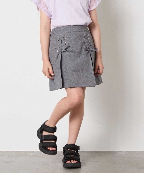 a.v.v（アーヴェヴェ）の「[120-160]［インパン付］フロントレースアップスカート（スカート・キッズ・ブラック/グレー・120/130/140/150/160）」の5枚目の写真