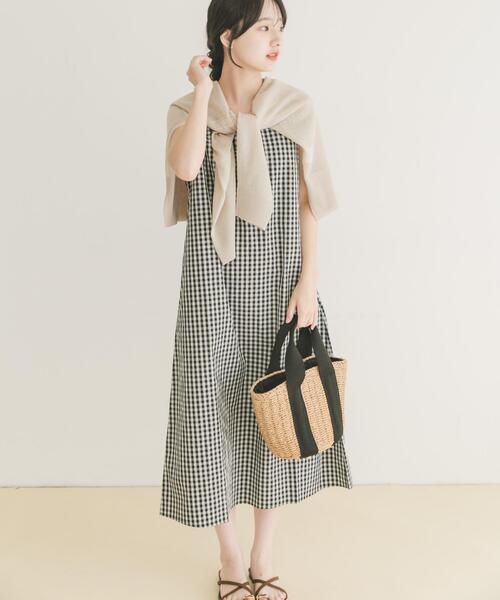 ITEMS URBANRESEARCH（アイテムズ アーバンリサーチ）の「サッカーノースリーブワンピース（ワンピース・レディース・ブラウン/ブラック/チェック・FREE）」の3枚目の写真