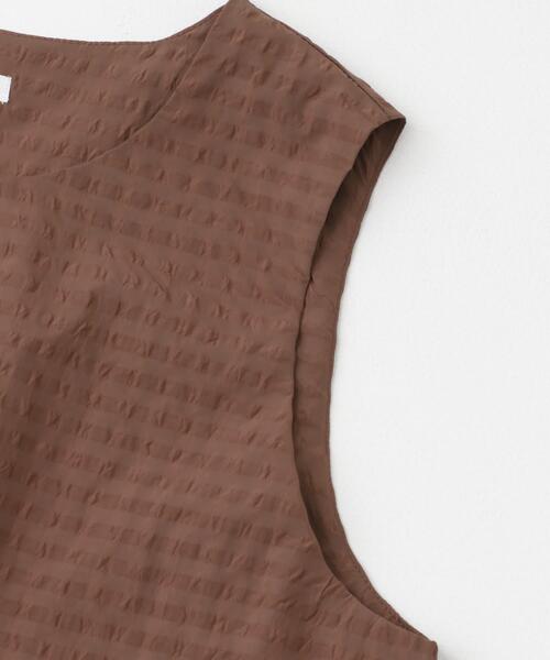 ITEMS URBANRESEARCH（アイテムズ アーバンリサーチ）の「サッカーノースリーブワンピース（ワンピース・レディース・ブラウン/ブラック/チェック・FREE）」の11枚目の写真