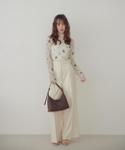 ellie エリー　フラワーチュールトップス ellie エリー フラワーチュールトップス ellie エリー フラワー