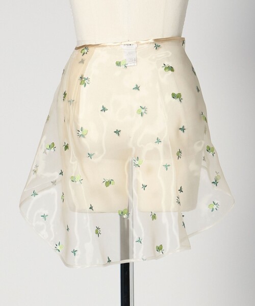 LOEFF（ロエフ）の「＜LOEFF＞モヒート エンブロイダリー サロン（ストール/ショール・レディース・ベージュ・FREE）」の2枚目の写真