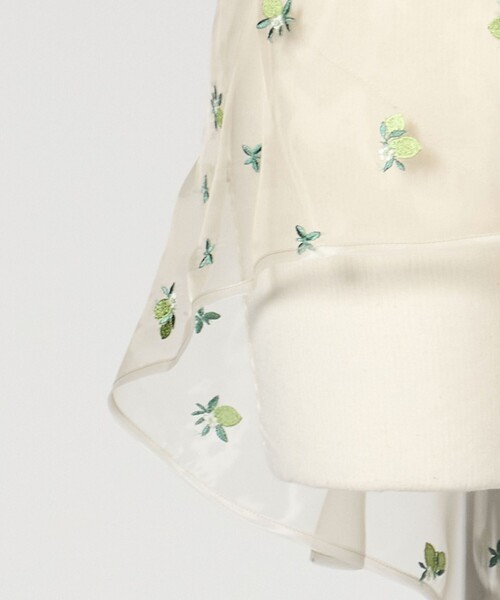 LOEFF（ロエフ）の「＜LOEFF＞モヒート エンブロイダリー サロン（ストール/ショール・レディース・ベージュ・FREE）」の4枚目の写真