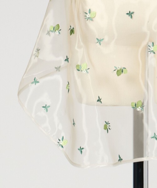 LOEFF（ロエフ）の「＜LOEFF＞モヒート エンブロイダリー サロン（ストール/ショール・レディース・ベージュ・FREE）」の5枚目の写真