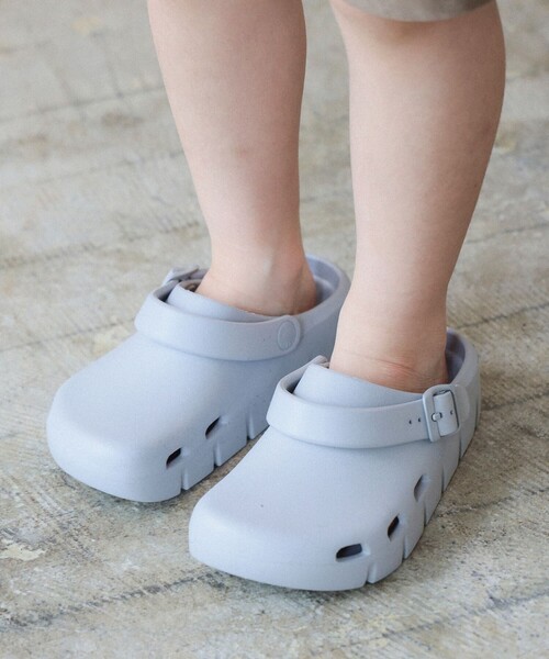 BIRKENSTOCK（ビルケンシュトック）の「BIRKENSTOCK / Birki Flow Kids EVA サンダル（15～22cm）（サンダル・キッズ・ライトグレー/ブラック・17cm/18.5cm/19㎝/21cm/22cm）」の5枚目の写真