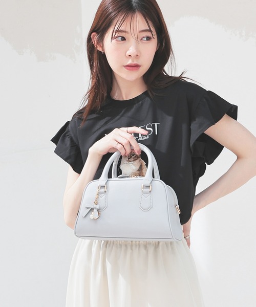 Honeys(ハニーズ)の「チャーム付ボストン(ボストンバッグ・レディース・ブラック/サックスブルー系/ピンク/ベージュ・FREE)」の14枚目の写真