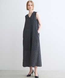 three dots（スリードッツ）の「Flower print sleeveless dress