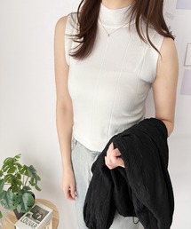 高見え叶う大人のベーシック リブノースリーブニット