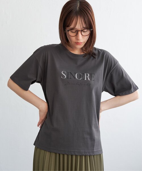 ikka(イッカ)の「ロゴフォトプリントT(Tシャツ/カットソー・レディース・ホワイト/ピンク/チャコール/ミント/その他1/オフホワイト・M/L/S)」の15枚目の写真