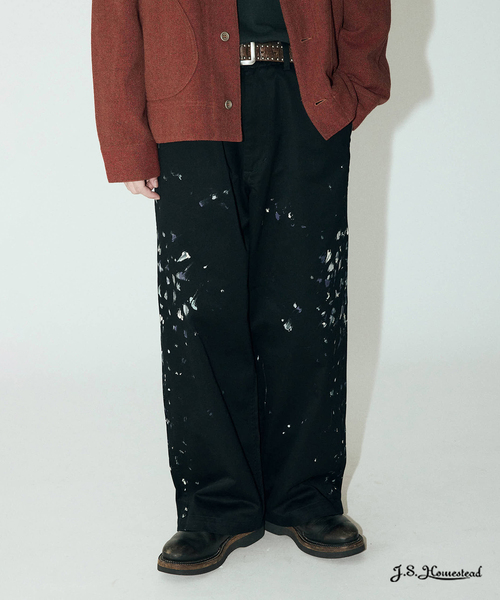 JOURNAL STANDARD J.S HOMESTEAD（ジャーナルスタンダードホームステッド）の「J.S.Homestead / スプラッシュ ビッグ チノ パンツ（チノパンツ・メンズ・ブラック/ベージュ/ブラウン・MEDIUM/LARGE）」の2枚目の写真