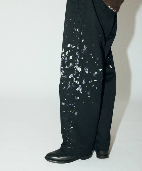 JOURNAL STANDARD J.S HOMESTEAD（ジャーナルスタンダードホームステッド）の「J.S.Homestead / スプラッシュ ビッグ チノ パンツ（チノパンツ・メンズ・ブラック/ベージュ/ブラウン・MEDIUM/LARGE）」の12枚目の写真