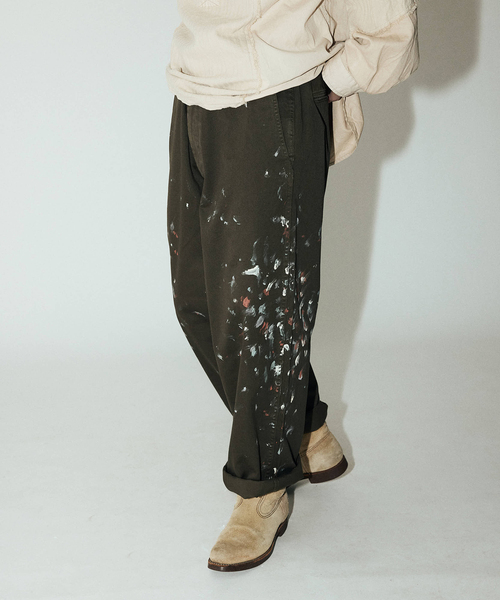 JOURNAL STANDARD J.S HOMESTEAD（ジャーナルスタンダードホームステッド）の「J.S.Homestead / スプラッシュ ビッグ チノ パンツ（チノパンツ・メンズ・ブラック/ベージュ/ブラウン・MEDIUM/LARGE）」の13枚目の写真