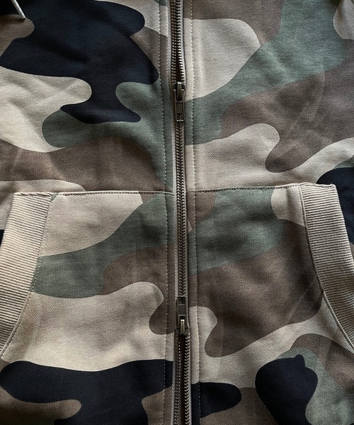 00s ジップフーディー　ウッドランドカモ　迷彩 ウッドランドカモ スウェットジップフーディ| ヴィンテージ