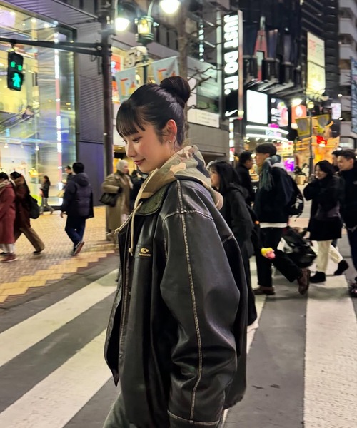 MandO（Auntie Rosa）（エムオー）の「ウッドランドカモダブルフェイスジップパーカー（パーカー・メンズ・ブラウン/ベージュ・LARGE/MEDIUM）」の12枚目の写真