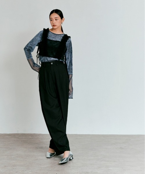 W:Huku（フーク）の「スリーブ 切り替え メッシュ ベロア トップス / Mesh Sleeve Sheer Velour Top（Tシャツ/カットソー・レディース・ブラック/ブルー系/ブラウン/オフホワイト・FREE）」の12枚目の写真