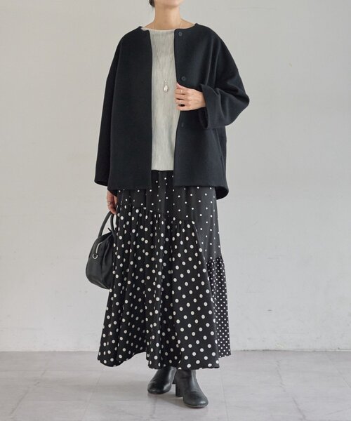 BEARDSLEY（ビアズリー）の「後ろぷっくりウールショートコート（ノーカラーコート・レディース・ライトグレー/ネイビー/ブラック/ベージュ・1/0）」の16枚目の写真