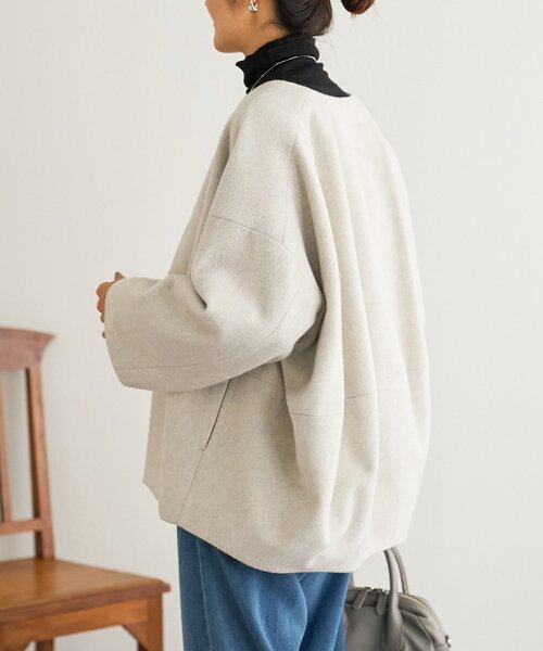 後ろぷっくりウールショートコート（ノーカラーコート）｜BEARDSLEY