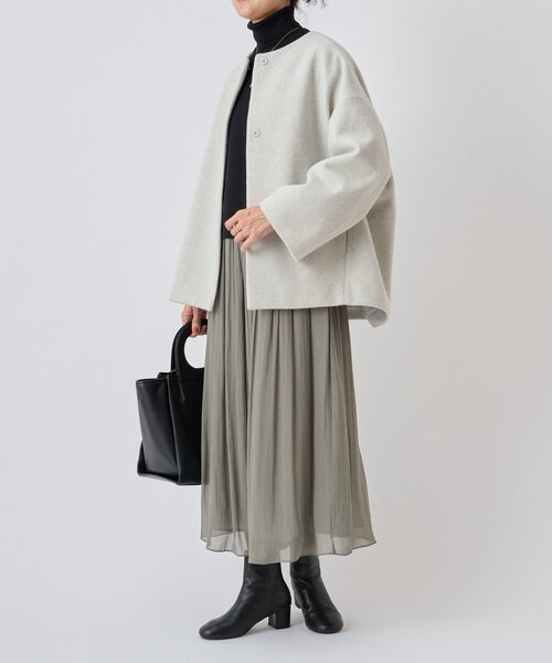 後ろぷっくりウールショートコート（ノーカラーコート）｜BEARDSLEY