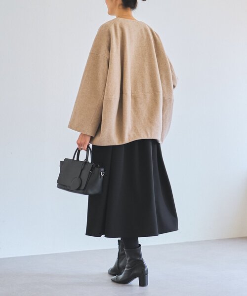 後ろぷっくりウールショートコート（ノーカラーコート）｜BEARDSLEY