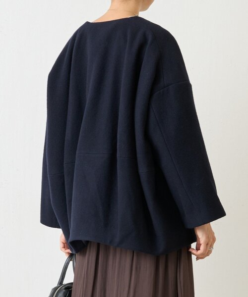 後ろぷっくりウールショートコート（ノーカラーコート）｜BEARDSLEY