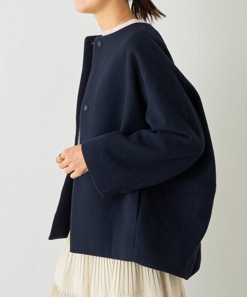 後ろぷっくりウールショートコート（ノーカラーコート）｜BEARDSLEY