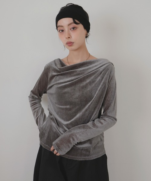 LIAN（リアン）の「ドレープベロアプルオーバー（Tシャツ/カットソー・レディース・グレー/オフホワイト/ブラック/ブラウン・FREE）」の17枚目の写真