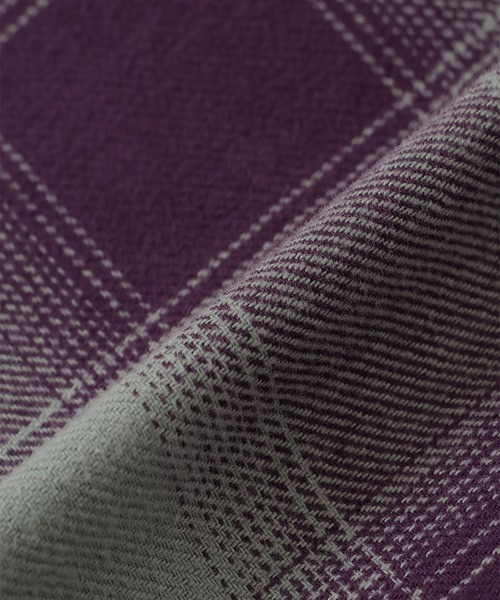 NANGA（ナンガ）の「OMBRE CHECK W PK BOX SHIRT/オンブレチェック ダブルポケット ボックスシャツ（シャツ/ブラウス・メンズ・ブラック/パープル・M/S/XL/L）」の8枚目の写真