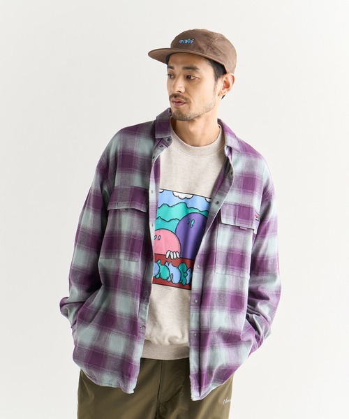 NANGA（ナンガ）の「OMBRE CHECK W PK BOX SHIRT/オンブレチェック ダブルポケット ボックスシャツ（シャツ/ブラウス・メンズ・ブラック/パープル・M/S/XL/L）」の10枚目の写真