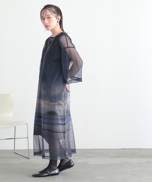 n'OrLABEL(ノアールレーベル)の「プリントシアーワンピースセットアップ(ワンピース・レディース・ネイビー/ボルドー・1/2)」の16枚目の写真