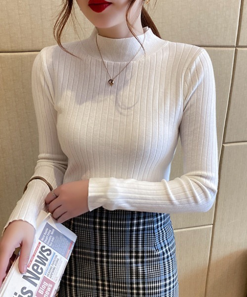cammie（キャミー）の「ワイドリブハイネックニットトップス（ニット/セーター・レディース・ブラック/パープル/マスタード/ベージュ/オフホワイト/グレー・FREE）」の11枚目の写真