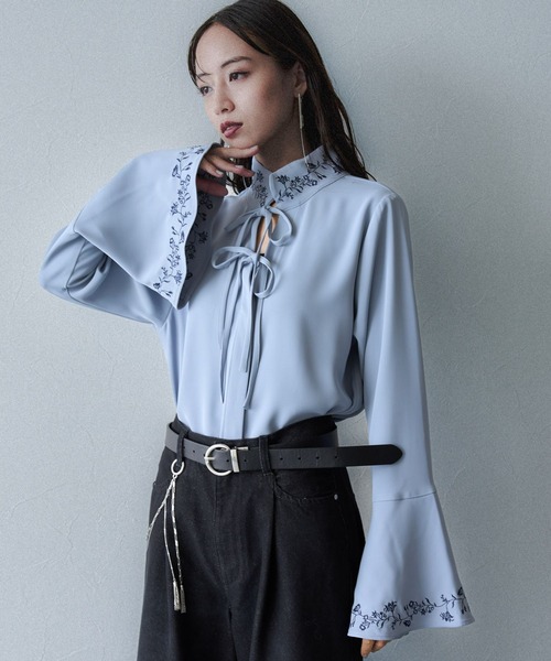 HARE（ハレ）の「2WAYフラワーシシュウブラウス(HARE)（シャツ/ブラウス・レディース・ブルー/ブラック/ホワイト/ブルー系その他・FREE）」の13枚目の写真