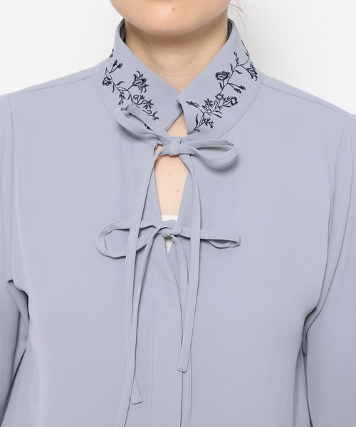 【新品未使用品】HARE 2WAYフラワーシシュウブラウス 2WAYフラワーシシュウブラウス(HARE)（シャツ/ブラウス）｜HARE