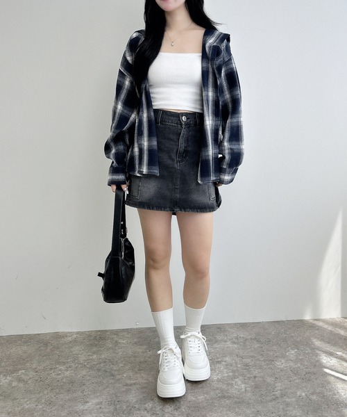 INGNI（イング）の「フードビッグチェック柄シャツ（シャツ/ブラウス・レディース・ブラウン系その他2/ブラック系/ネイビー系2・M）」の7枚目の写真