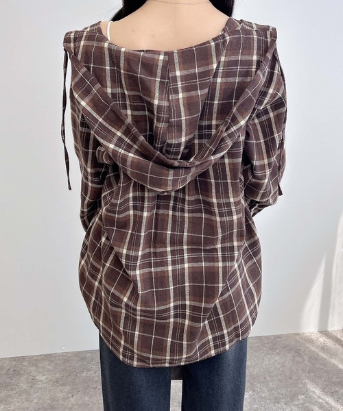 INGNI（イング）の「フードビッグチェック柄シャツ（シャツ/ブラウス・レディース・ブラウン系その他2/ブラック系/ネイビー系2・M）」の15枚目の写真