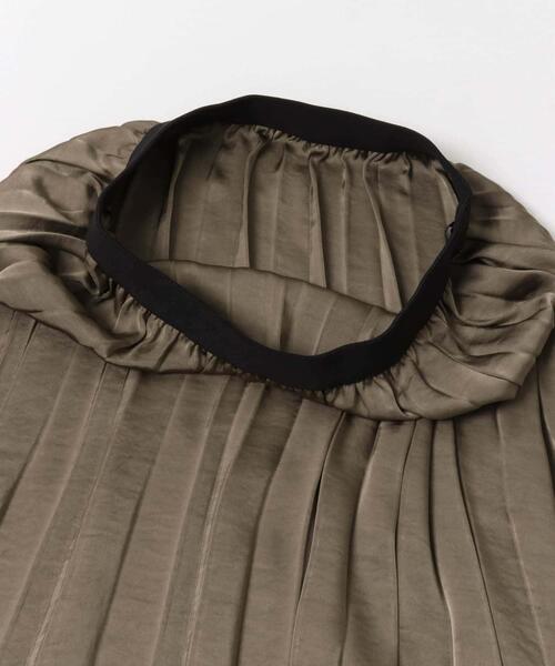ITEMS URBANRESEARCH（アイテムズ アーバンリサーチ）の「サテンプリーツスカート（スカート・レディース・ブラウン/ベージュ系その他/チャコールグレー・FREE）」の12枚目の写真