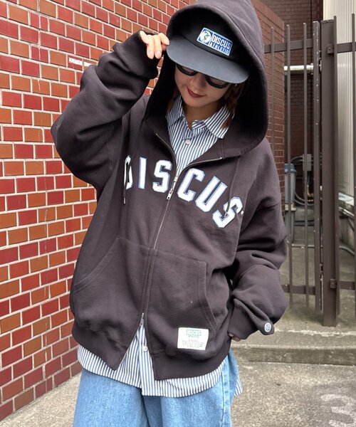 セール】【DISCUS】ロゴ刺繍裏毛フルジップパーカー（パーカー