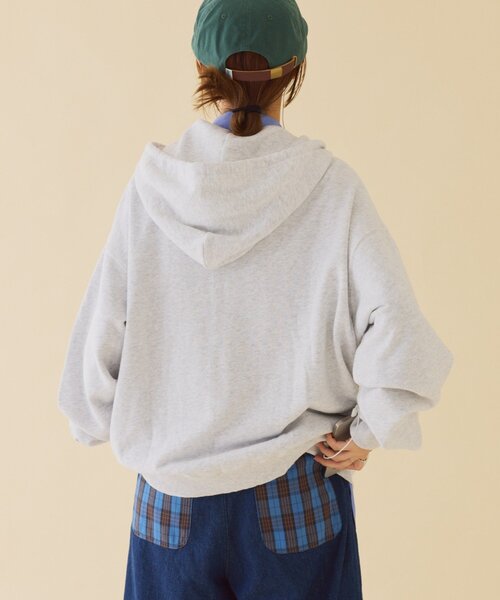 DISCUS(ディスカス)の「【DISCUS】ロゴ刺繍裏毛フルジップパーカー(パーカー・レディース・グレー/ネイビー/ブラック・MEDIUM/SMALL/LARGE)」の12枚目の写真