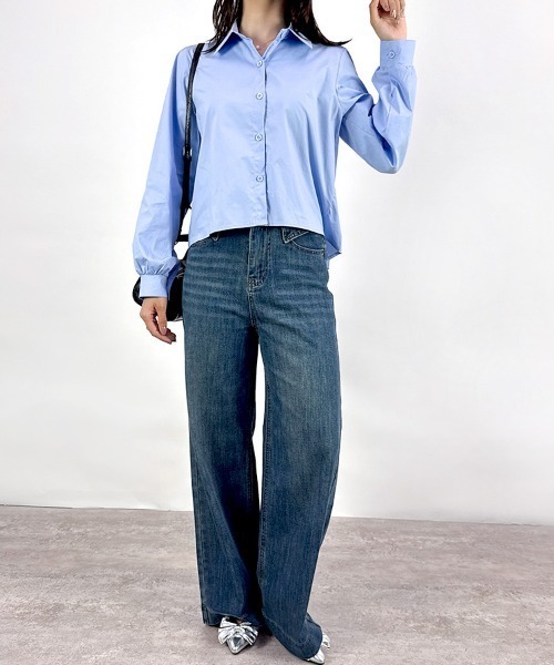 CLOTHY(クロシィ)の「【旬のひとくせありなショート丈シャツ!】バックプリーツシャツ(シャツ/ブラウス・レディース・ブラック/オフホワイト/ブルー・MEDIUM)」の10枚目の写真