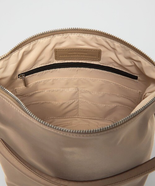 green label relaxing（グリーンレーベルリラクシング）の「2WAY フナガタ バッグ M / ショルダーバッグ はっ水（ショルダーバッグ・レディース・オフホワイト/ブラック/その他1/ネイビー/モカ・FREE）」の22枚目の写真