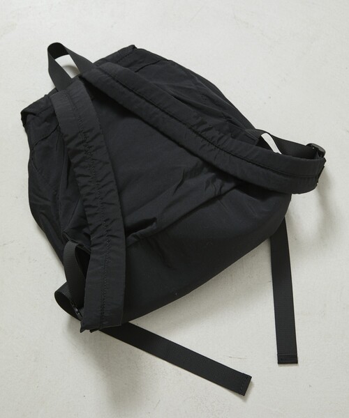 期間限定値下げ　マリークワント　バックパック マリー・クワント展」開催記念のバッグ2種。どっちも捨てがたい