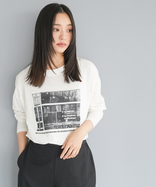 mili an deni(ミリアンデニ)の「シティスケープフォトロンT(Tシャツ/カットソー・レディース・チャコールグレー/オフホワイト/ブラック・L/M)」の4枚目の写真