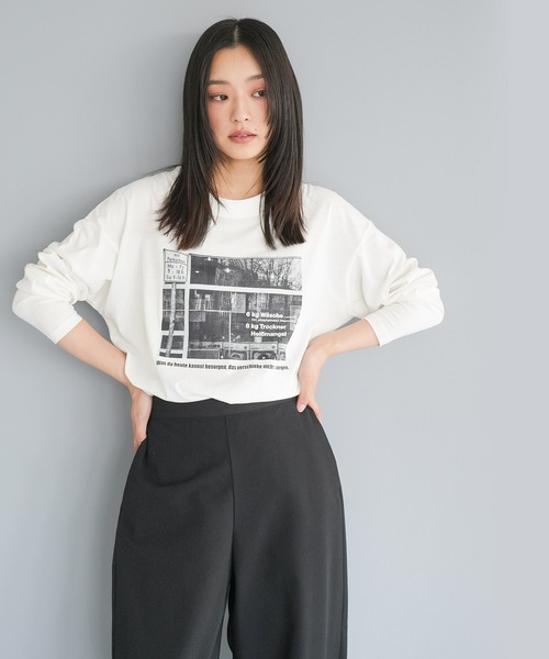 mili an deni(ミリアンデニ)の「シティスケープフォトロンT(Tシャツ/カットソー・レディース・チャコールグレー/オフホワイト/ブラック・L/M)」の6枚目の写真