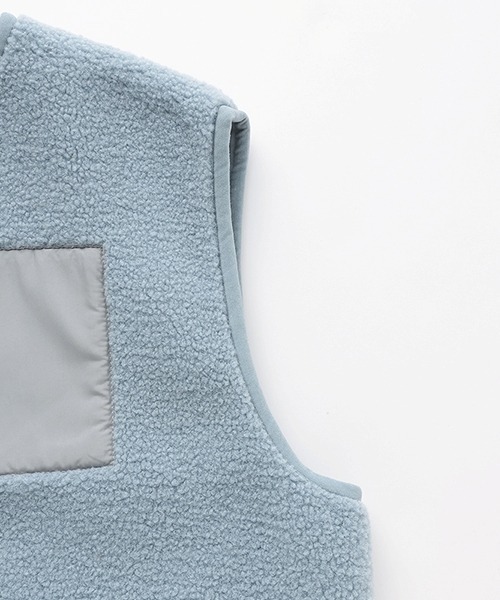 b・ROOM（ビールーム）の「【組み合わせ自由シリーズ】ボアベスト（ベスト・キッズ・ブラック/カーキ/ブルーグレー/アイボリー・SMALL/MEDIUM/LARGE）」の10枚目の写真