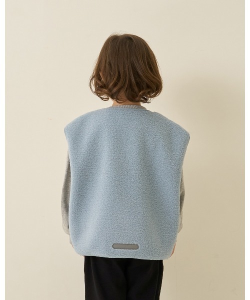 b・ROOM（ビールーム）の「【組み合わせ自由シリーズ】ボアベスト（ベスト・キッズ・ブラック/カーキ/ブルーグレー/アイボリー・SMALL/MEDIUM/LARGE）」の21枚目の写真