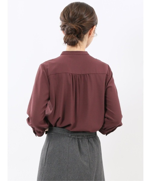 m.f.editorial（エムエフエディトリアル）の「【ストレッチ イージーケア UVカット】m.f.エディトリアル レディース ラッフルフリル 8分袖プルオーバーブラウス（シャツ/ブラウス・レディース・ライトグレー/ワインレッド/アイボリー/サックスブルー・LARGE/MEDIUM）」の6枚目の写真