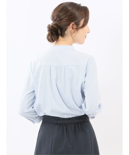 m.f.editorial（エムエフエディトリアル）の「【ストレッチ イージーケア UVカット】m.f.エディトリアル レディース ラッフルフリル 8分袖プルオーバーブラウス（シャツ/ブラウス・レディース・ライトグレー/ワインレッド/アイボリー/サックスブルー・LARGE/MEDIUM）」の17枚目の写真