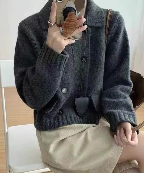 Girly Doll（ガーリードール）の「襟付きダブルボタンニットカーディガン（カーディガン/ボレロ・レディース・ブラック/グレー/オフホワイト/ボルドー・FREE）」の7枚目の写真