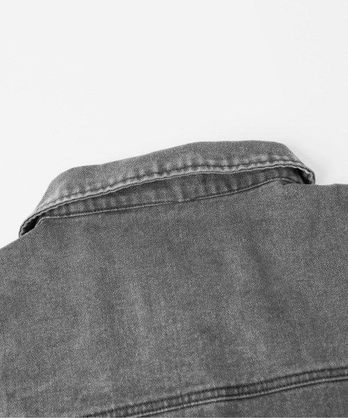 AMELY(エミリー)の「ショートデニムジャケット(デニムジャケット・レディース・ブラック/ブルー・フリー)」の8枚目の写真